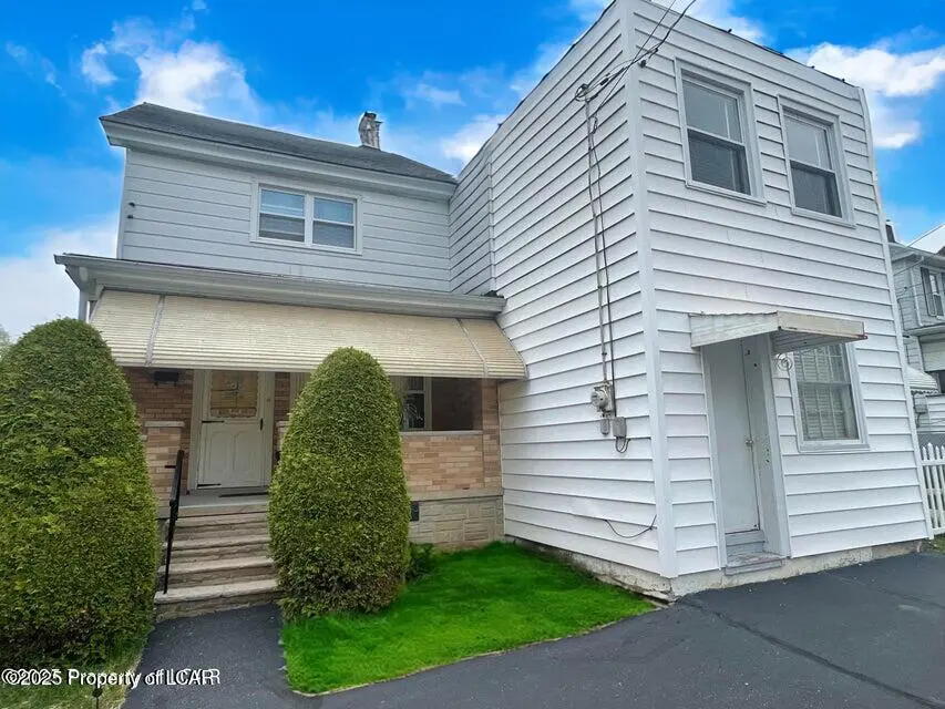 1009 Peace Street, Hazleton in Hazleton