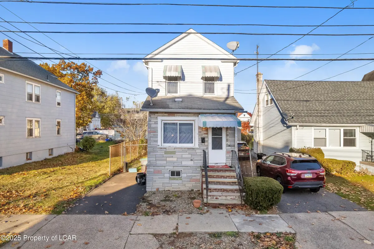 425 Horton Street, Wilkes-Barre in Wilkes-Barre