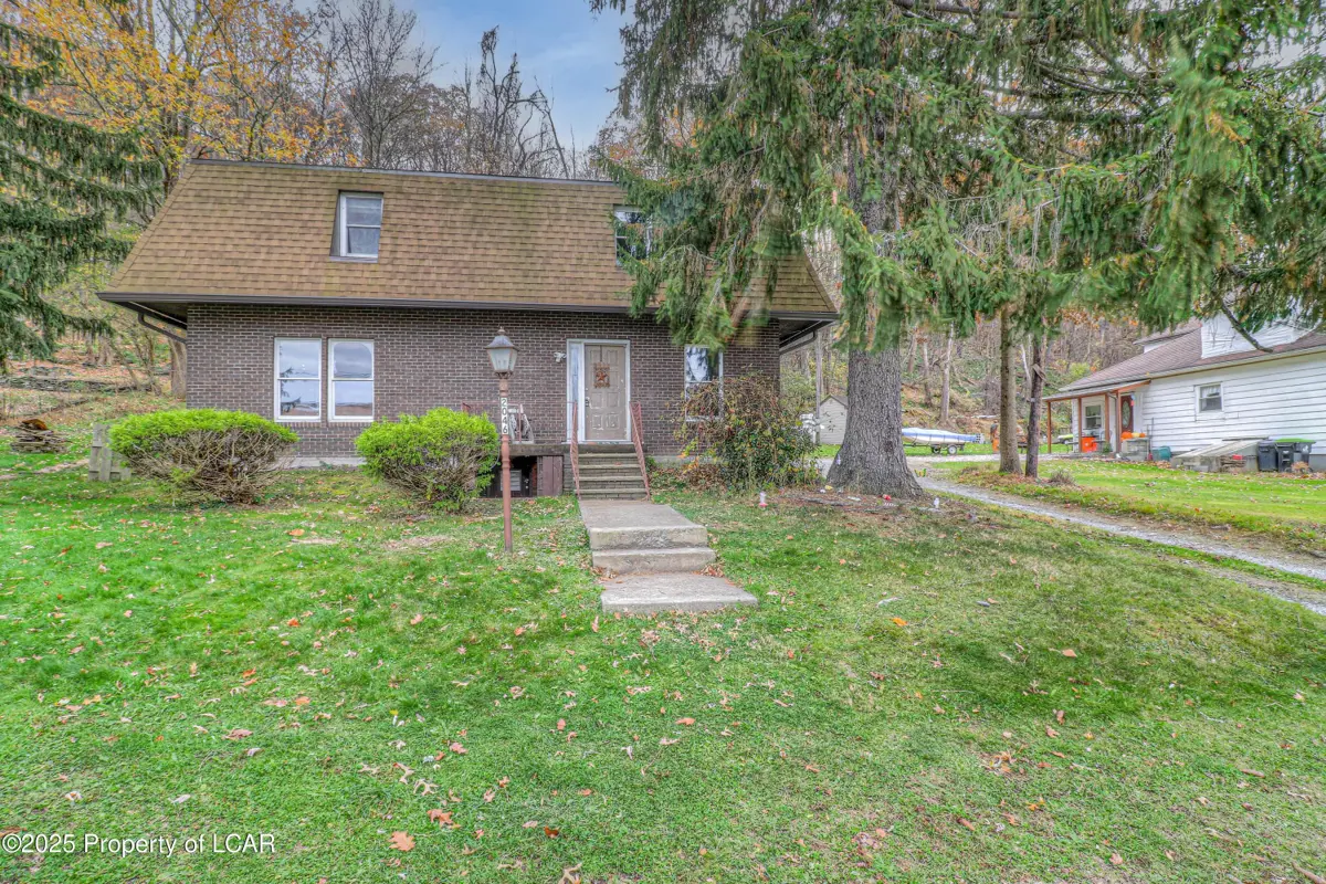 2046 PA-92, Harding in Harding