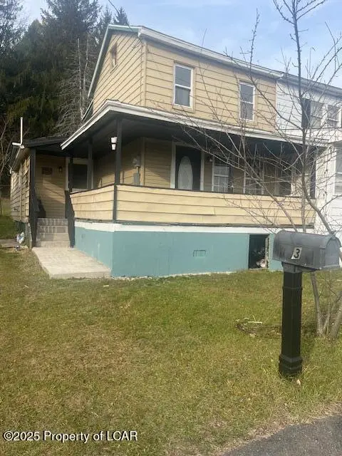 3 Trenton Street, Delano - 3 bed - 1 bath - 1,243 SF