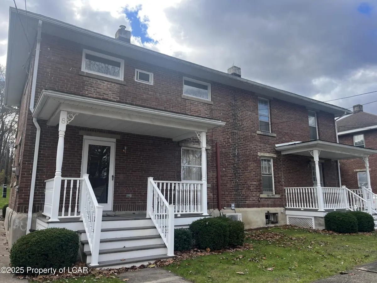 8-7 Loomis Park Road, Hanover Township in Hanover Township