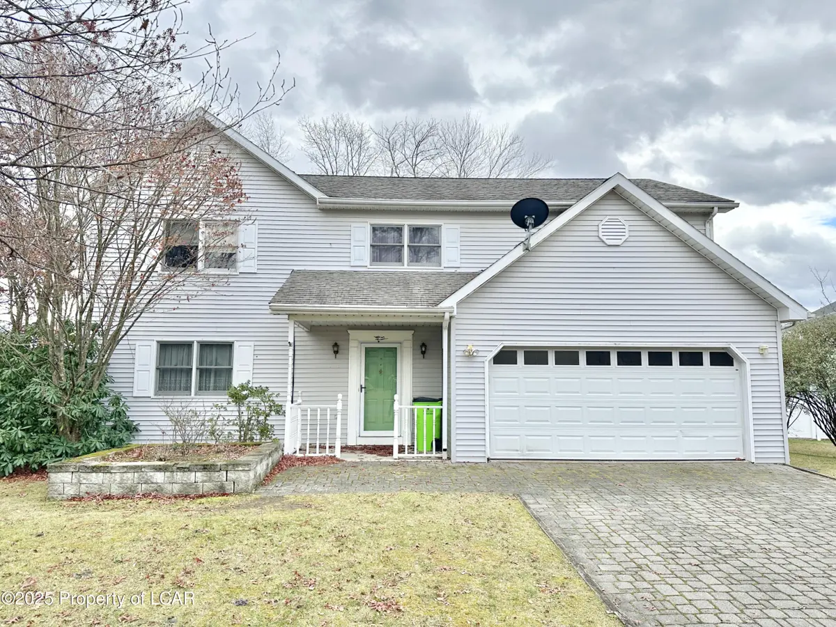 270 Fairwood Boulevard, Mountain Top in Mountain Top