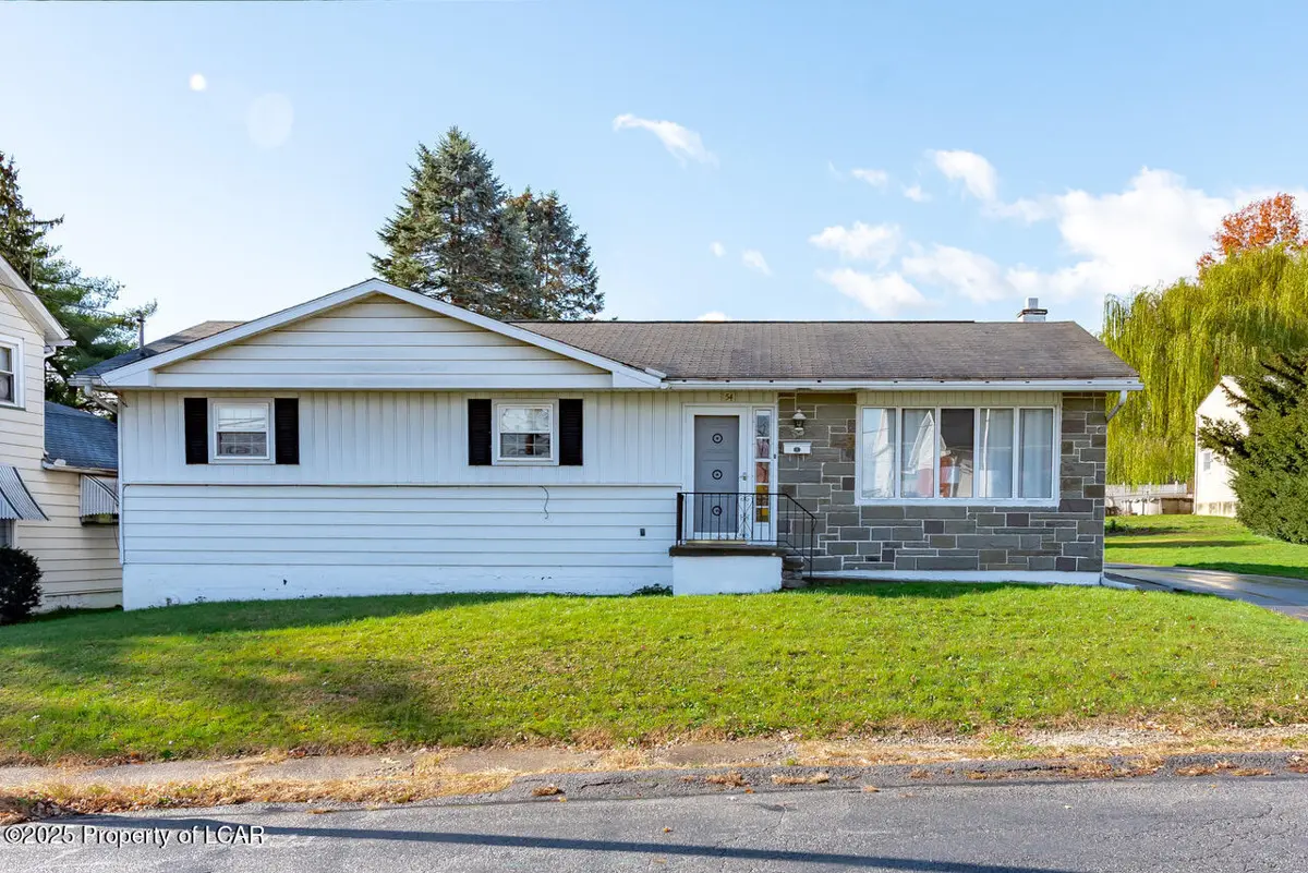 54 Courtright Street, Pringle in Pringle