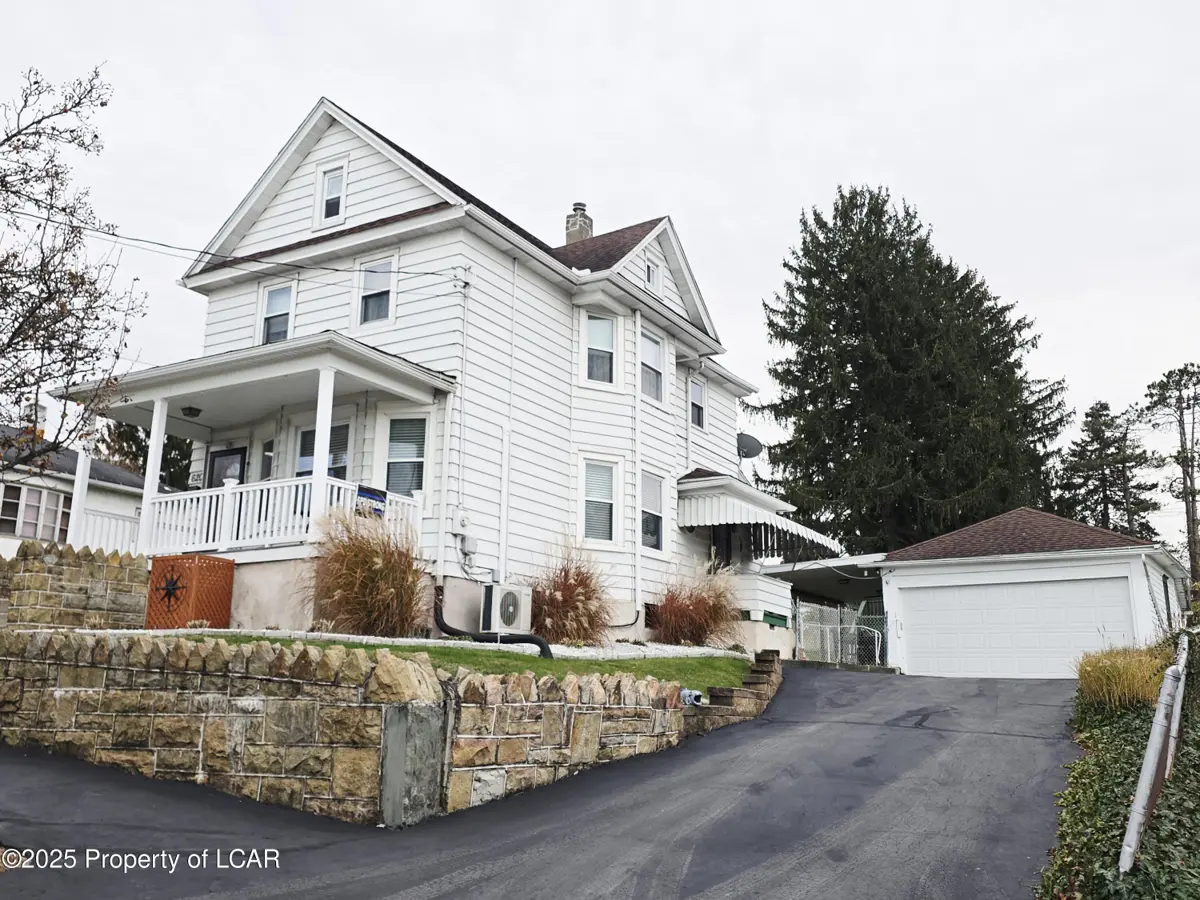 620 Saginaw Street, Scranton in Scranton