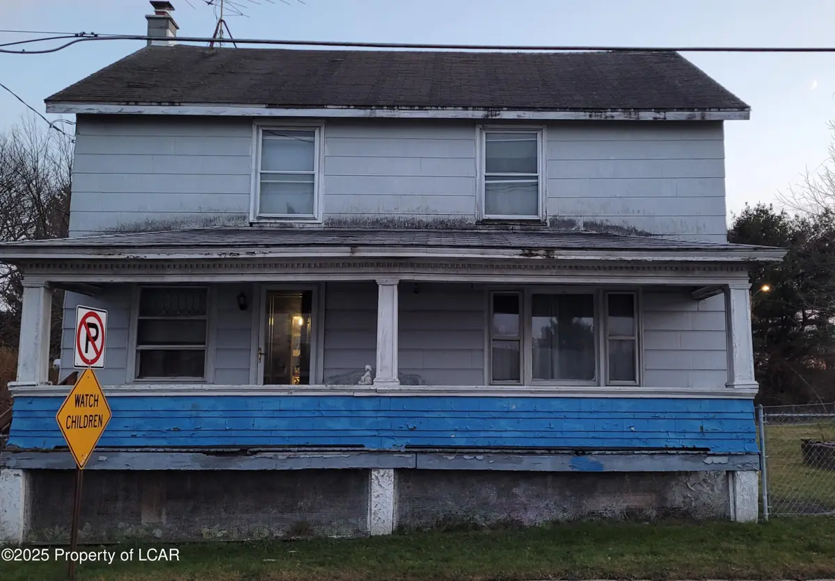 30 E Main Street, Junedale in Junedale