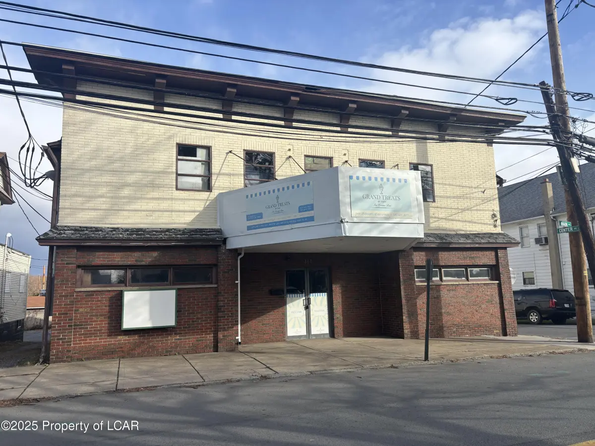 317 & 410 Main Street, Dupont - 2 bath - 5,400 SF