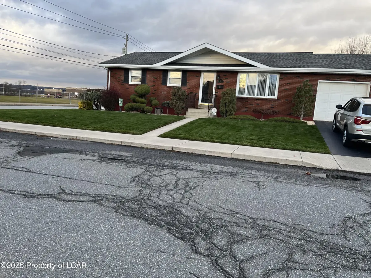 921 W 921 W 20th St, Hazle Township in Hazle Township