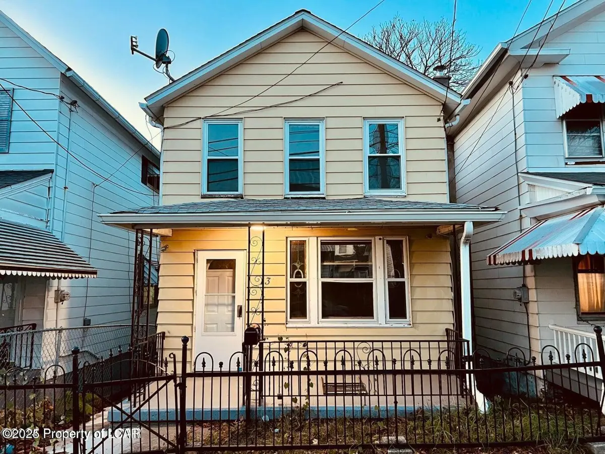 13 Airy Street, Wilkes-Barre in Wilkes-Barre