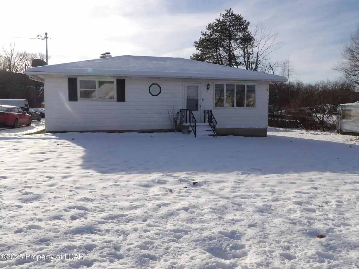 812 Suscon Road, Pittston in Pittston