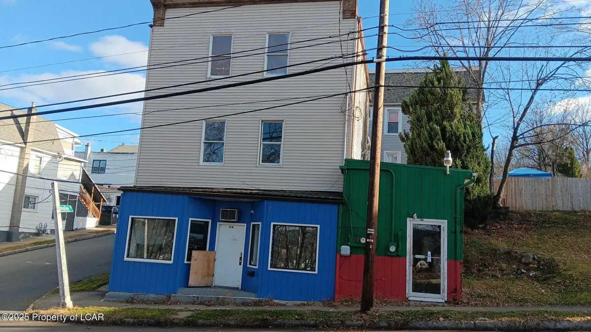 178 High Street, Wilkes-Barre in Wilkes-Barre
