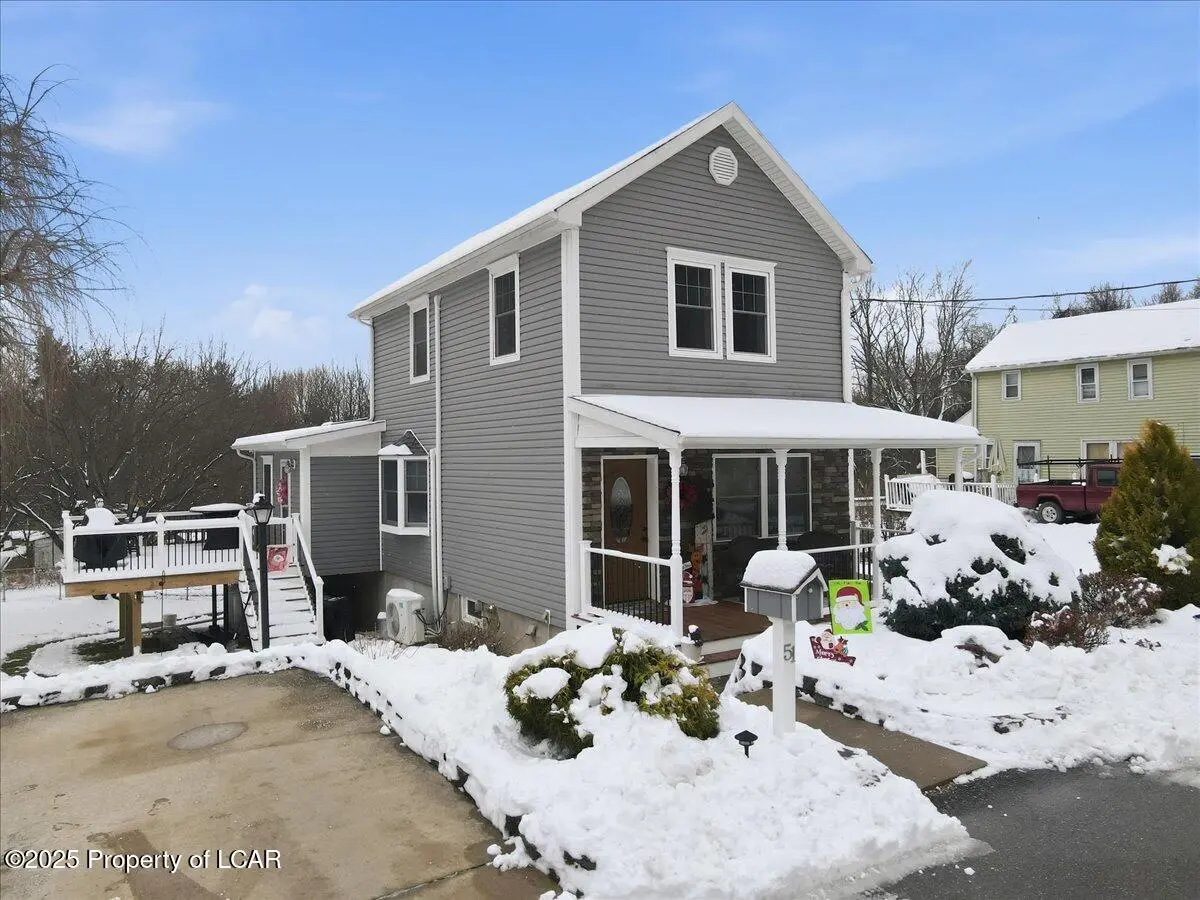 51 Charles Street, Larksville in Larksville