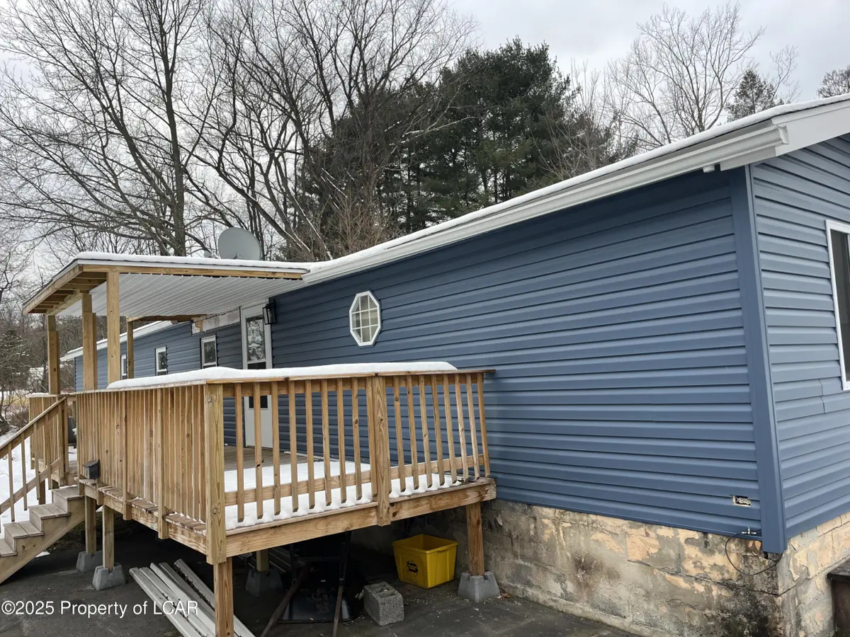 421 Washington Avenue, Larksville in Larksville