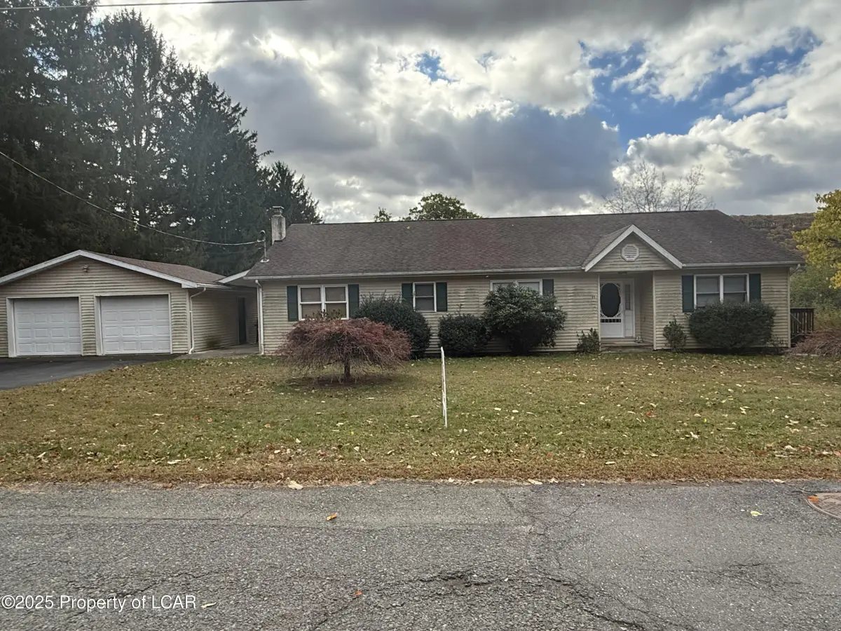 51 Top Street, Weston in Weston