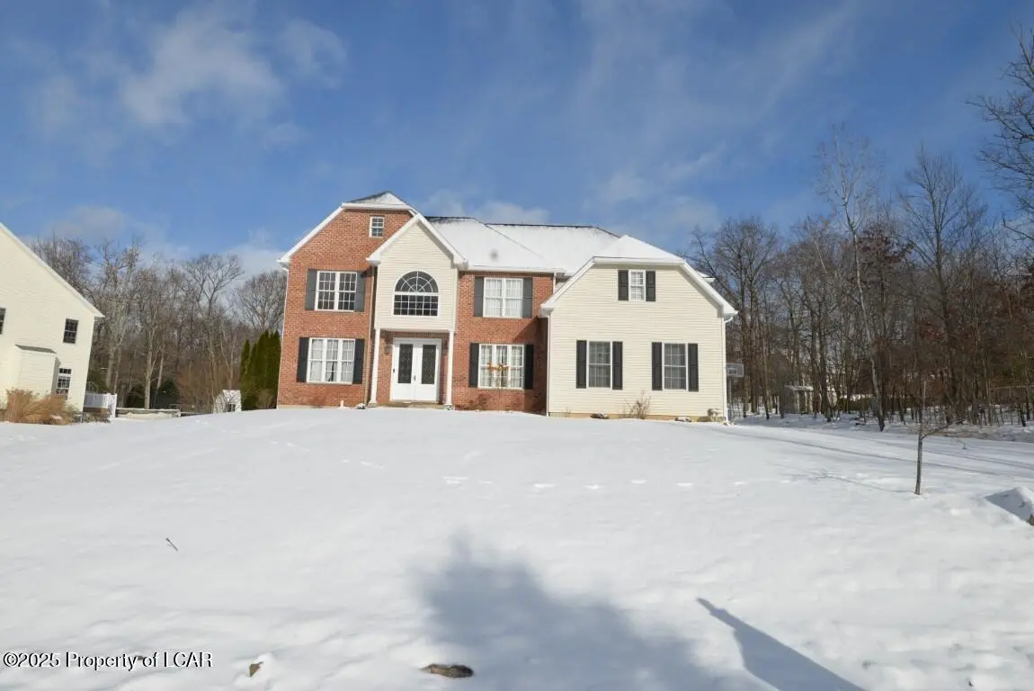 148 Fieldstone Way, Mountain Top in Mountain Top