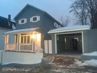 53 Oakwood Lane, Wilkes-Barre in Wilkes-Barre