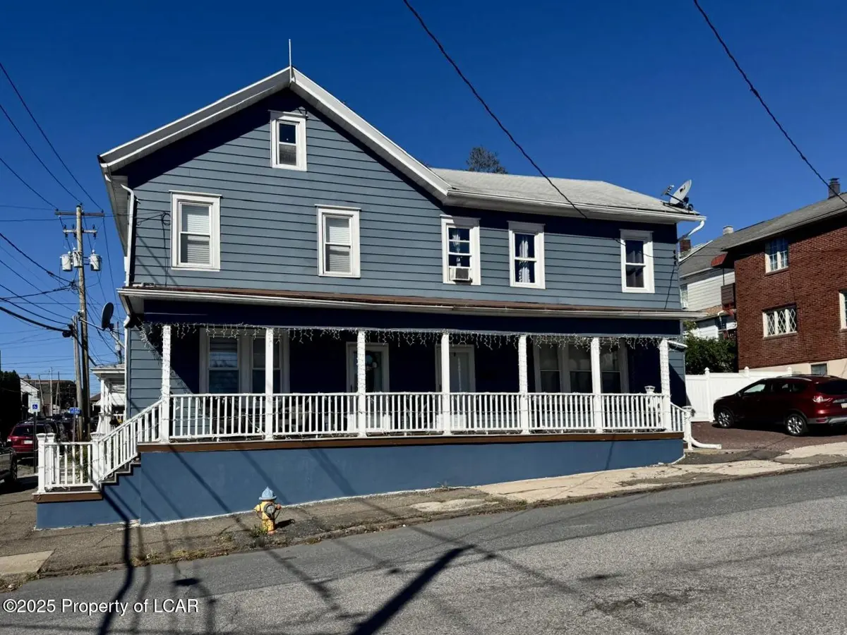 22 N Locust Street, Hazleton in Hazleton