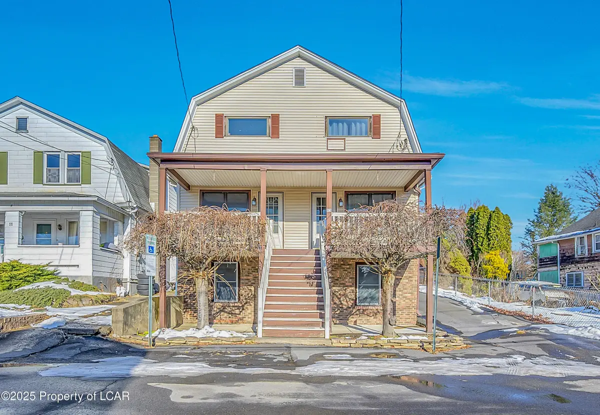 13 Charles Street, Plains in Plains