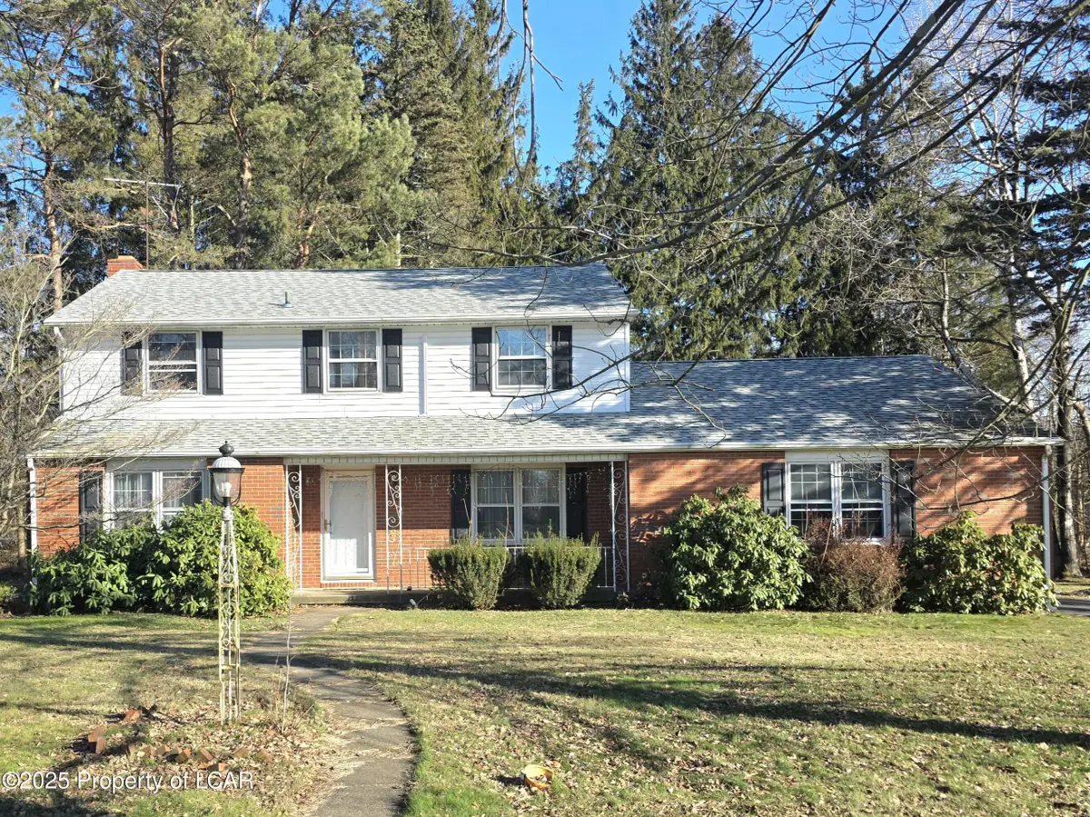 10 Gabriel Street, Hazle Township - 4 bed - 3 bath - 1,936 SF