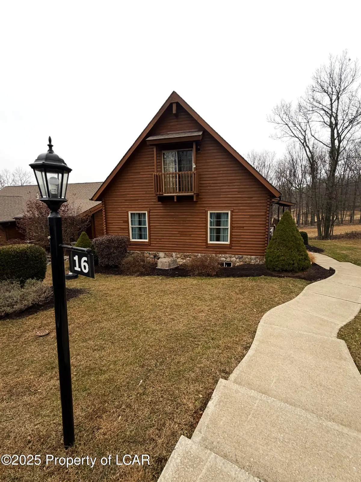 16 Sugarloaf Lane, Hazle Township in Hazle Township