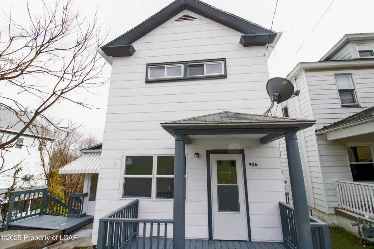 926 W Main Street, Plymouth in Plymouth