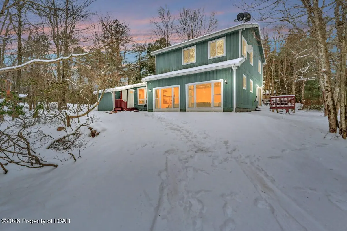 12 Hickory Road, Lake Harmony in Lake Harmony