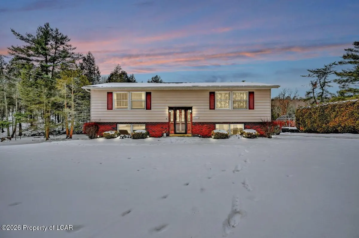 1317 Heart Lake Road, Scott Township in Scott Township