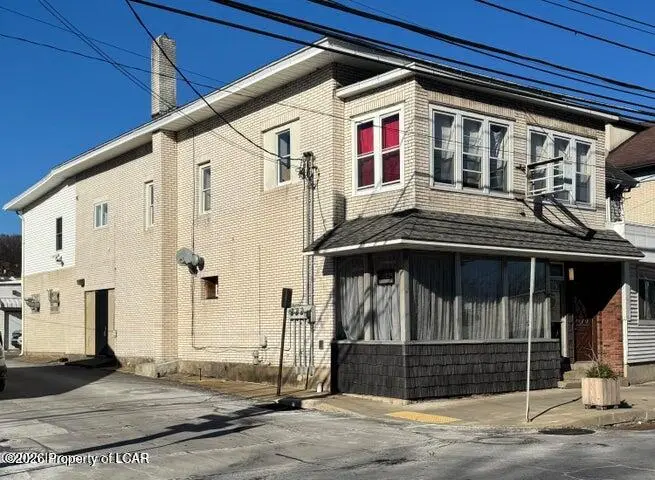237 W Main Street, Plymouth in Plymouth
