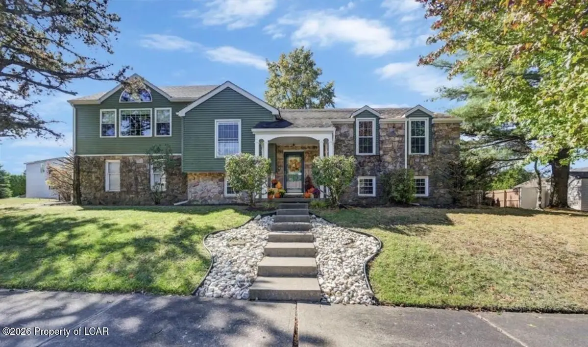 1522 Terrace Boulevard, Hazleton in Hazleton