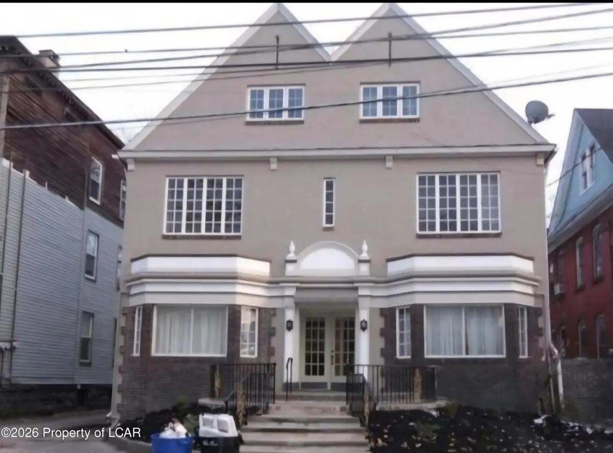 374 S River St 3, Wilkes-Barre in Wilkes-Barre