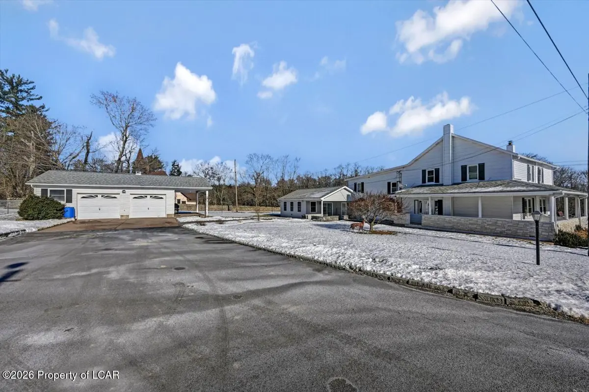 305 Sophia Coxe Drive, Freeland in Freeland