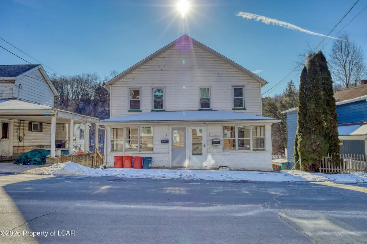 7-9 Arch Street, Glen Lyon in Glen Lyon