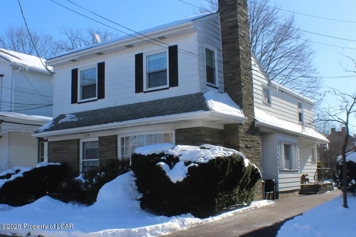 249 N Maple Avenue 2nd floor, Kingston in Kingston