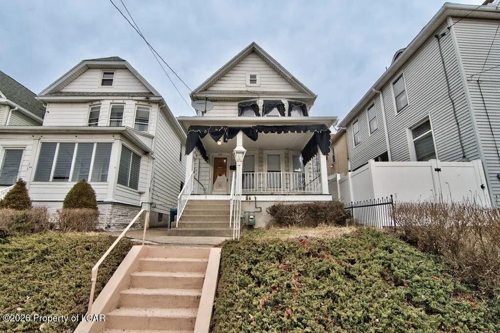 1521 Pine Street, Scranton in Scranton