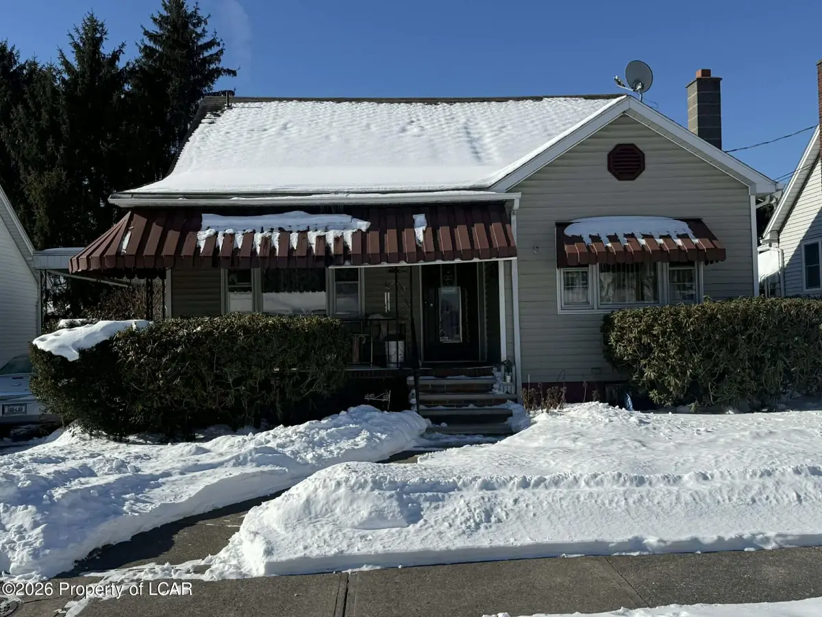 120 Roosevelt Street, Edwardsville in Edwardsville