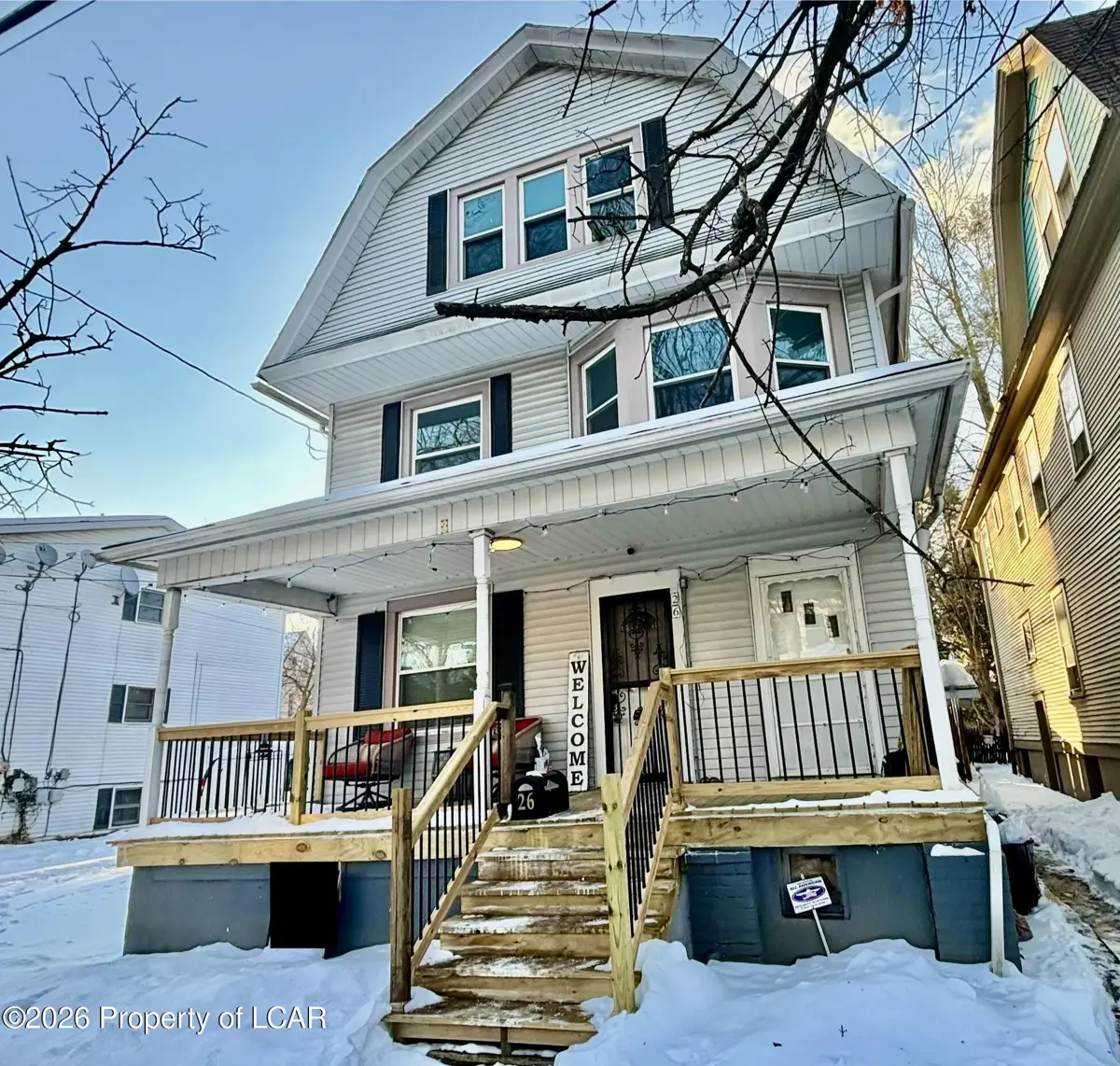 26 Stanley St 2FL, Wilkes-Barre - 4 bed - 1 bath - 1,350 SF