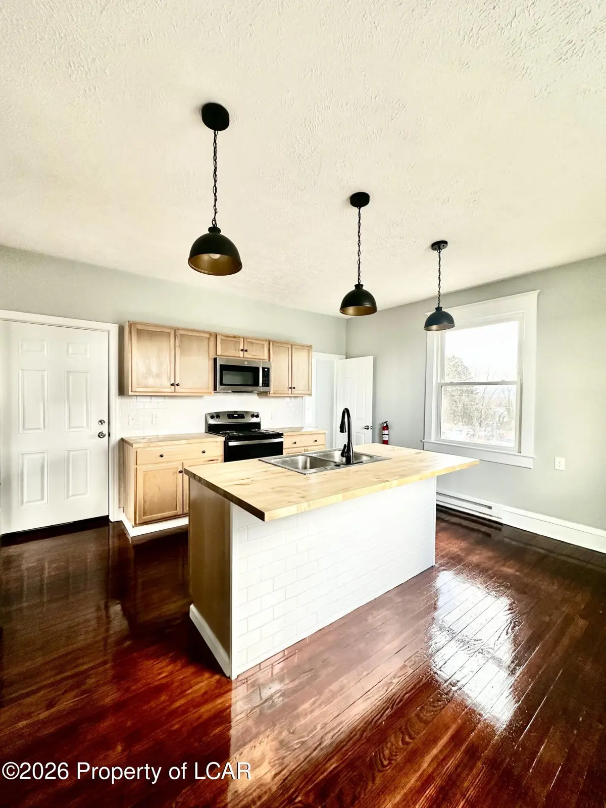 133 N Main Street 3, Plains in Plains