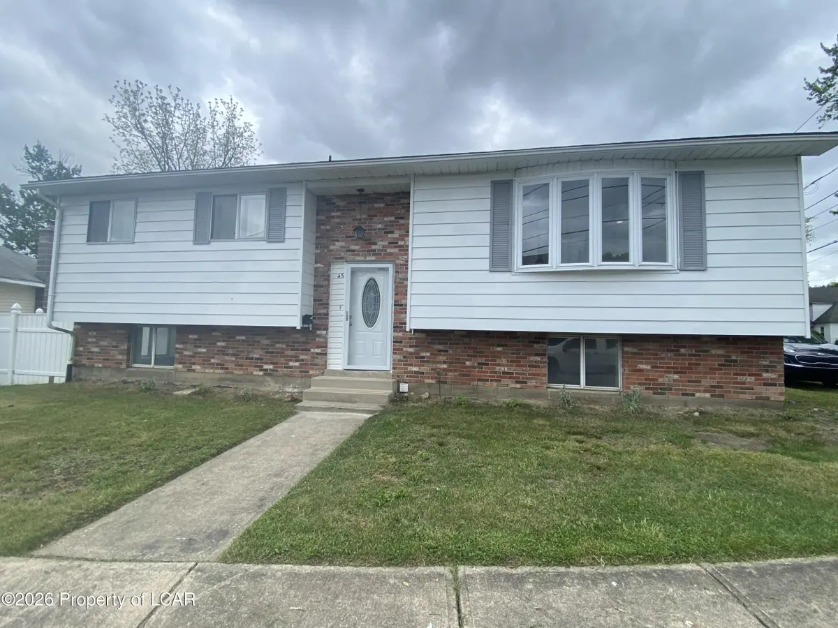 43 Chestnut Street 1st Floor, Jenkins Township in Jenkins Township