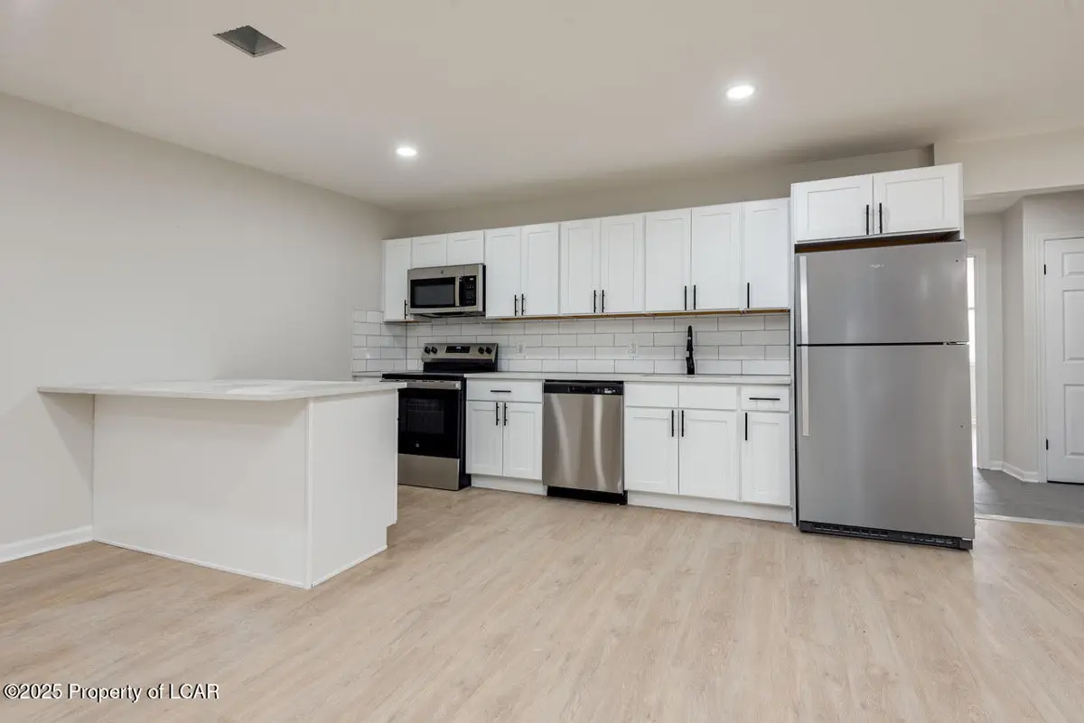 296 Wyoming Ave 3, Wyoming in Wyoming