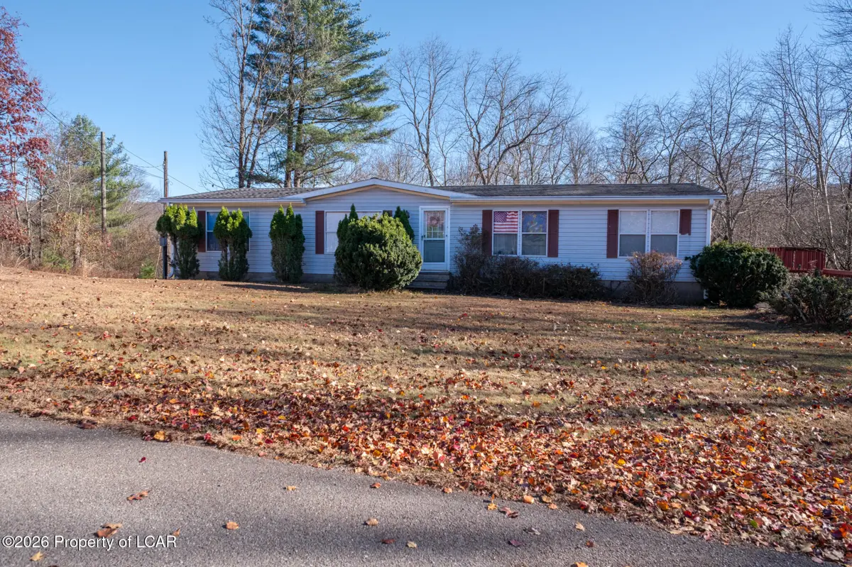 41 Browns Road, Shickshinny - 4 bed - 2 bath - 1,612 SF