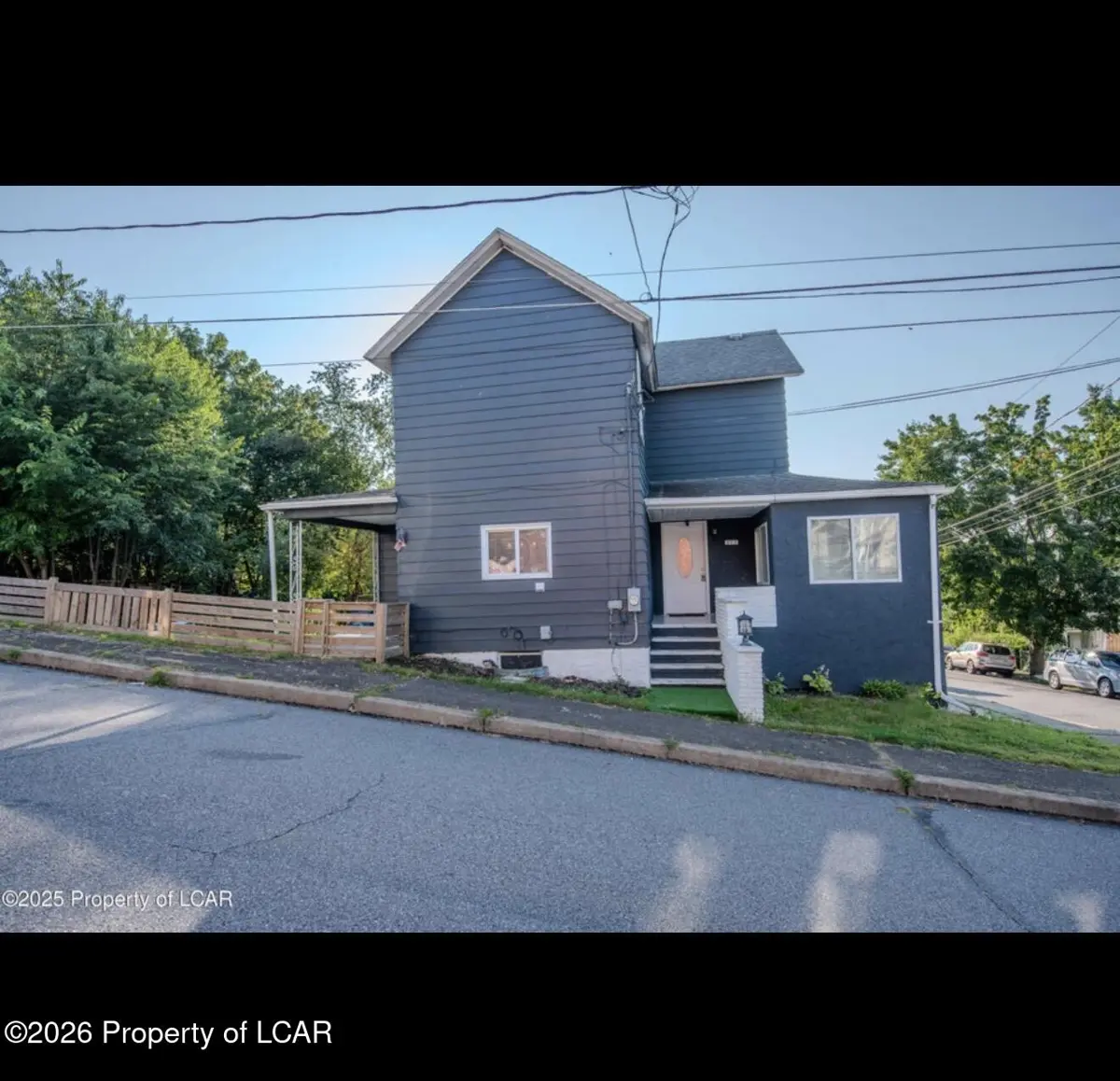 301 McLean Street, Dupont in Dupont