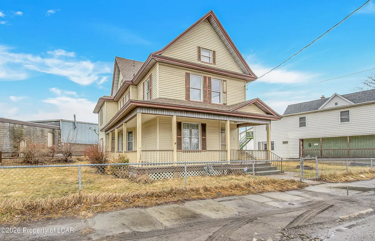 905 Albright Avenue, Scranton in Scranton