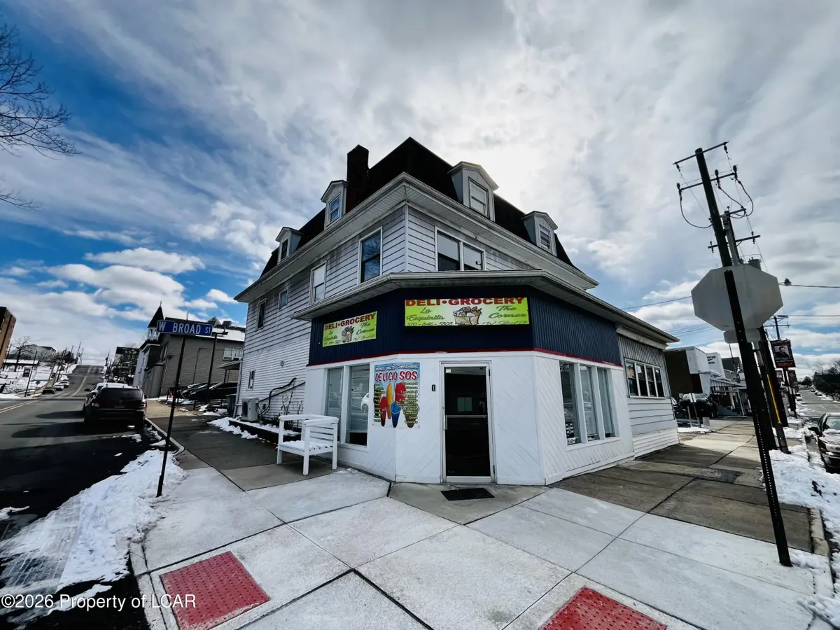 1 W Broad Street, Nanticoke in Nanticoke