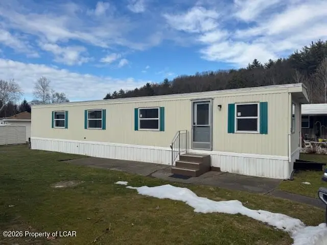 12 Glen Rock Road, Pittston Township in Pittston Township
