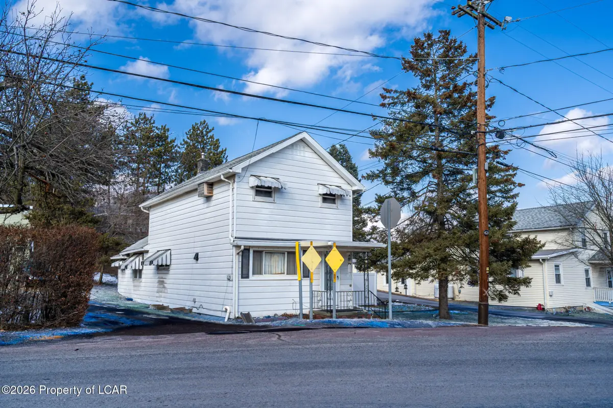198 Ridgewood Road, Wilkes-Barre in Wilkes-Barre