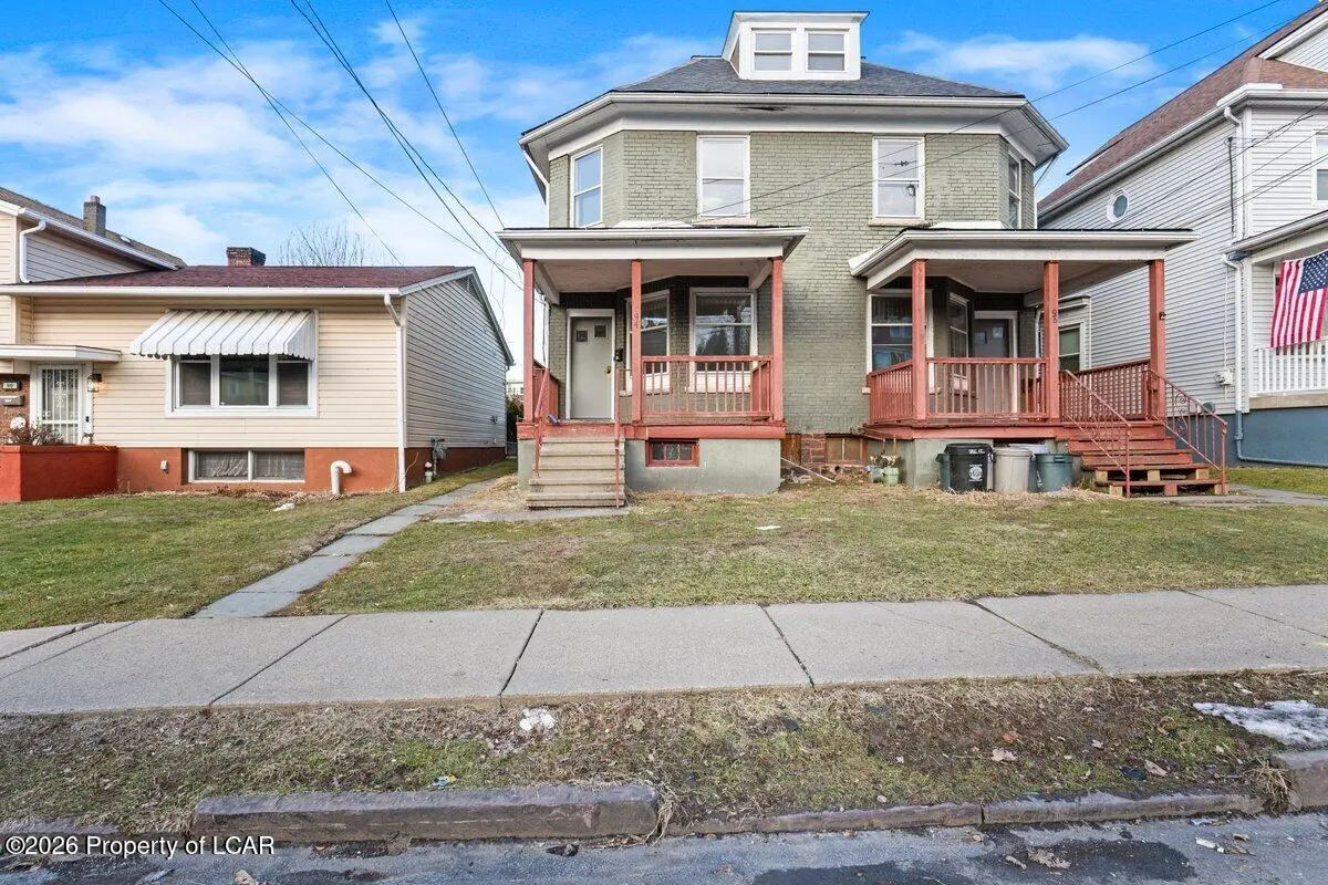 94 McLean Street, Wilkes-Barre in Wilkes-Barre