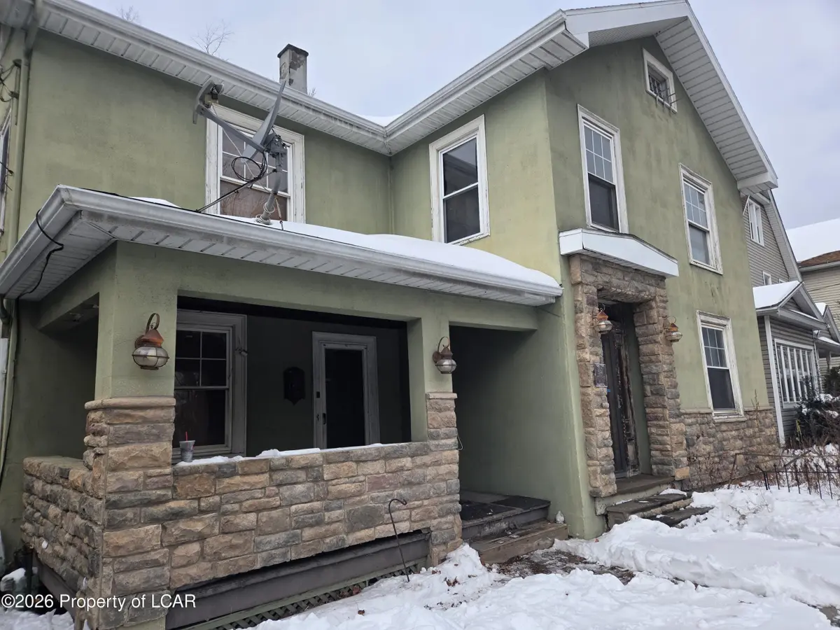 492 Main Street, Archbald in Archbald