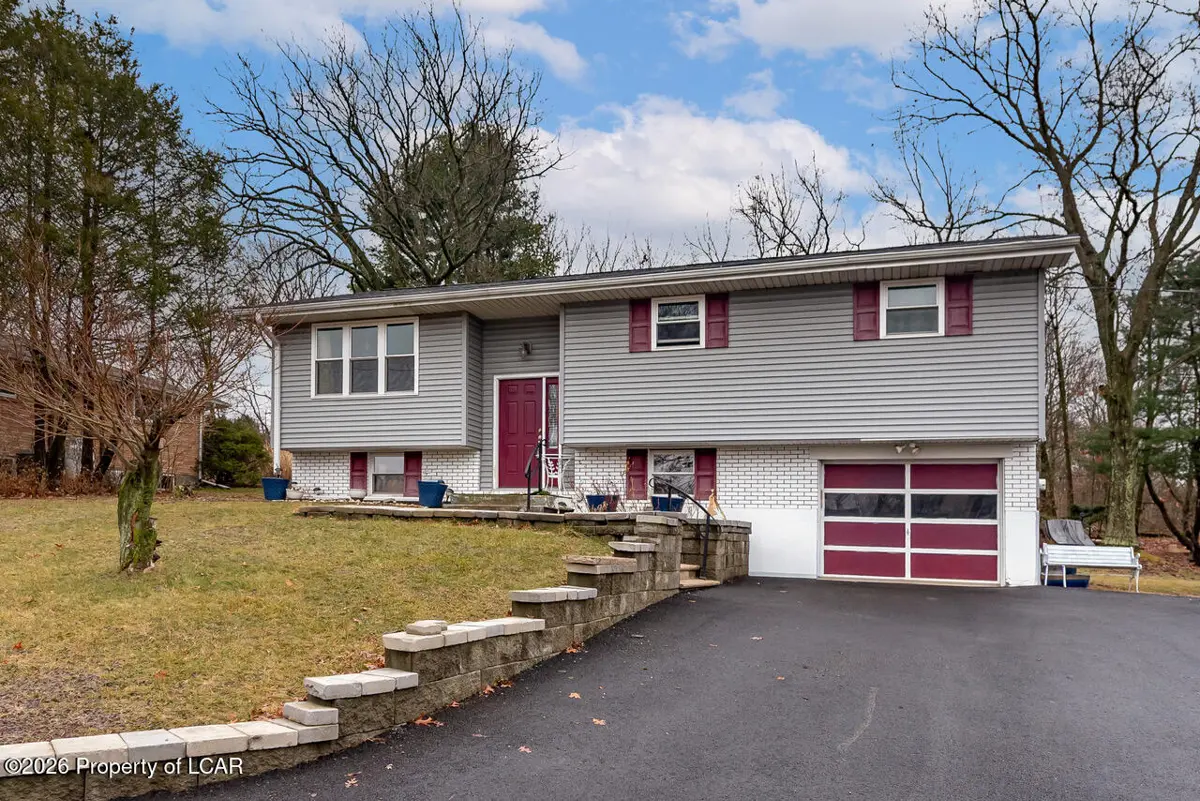 42 Laflin Road, Laflin - 4 bed - 2 bath - 1,905 SF