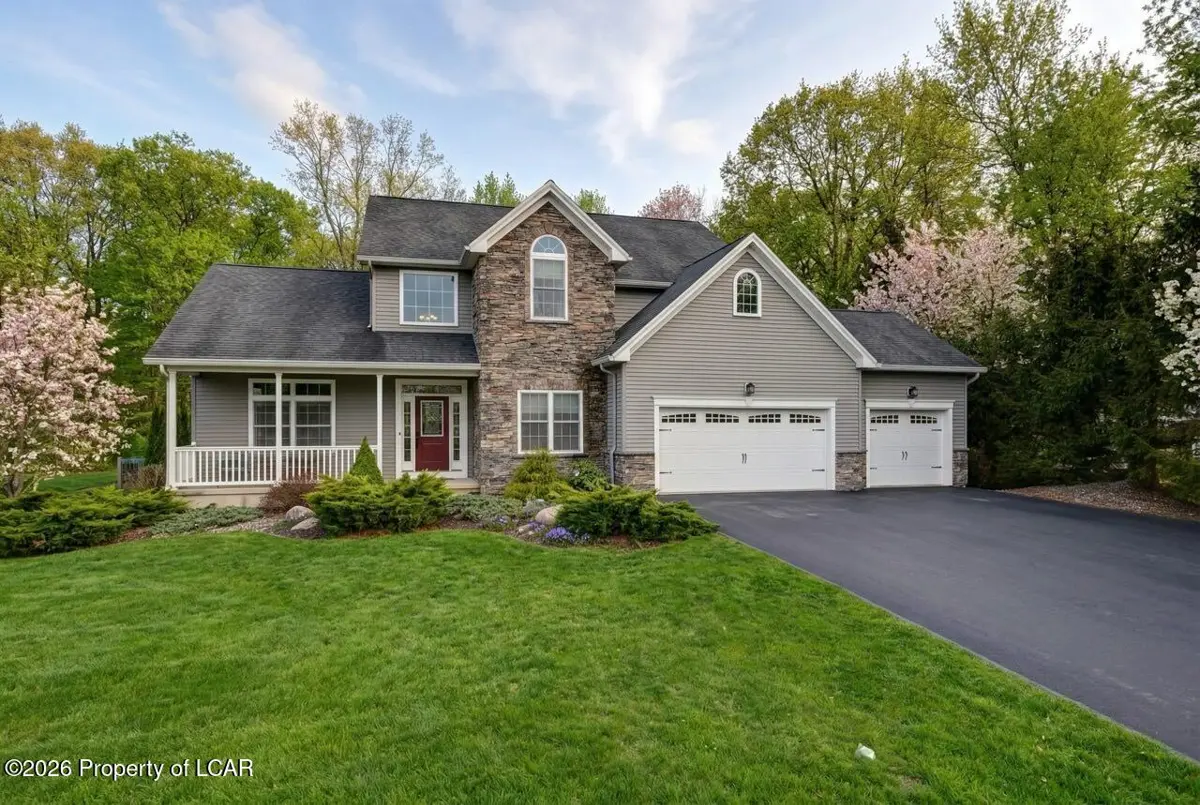 509 Ryan Way, Mountain Top in Mountain Top