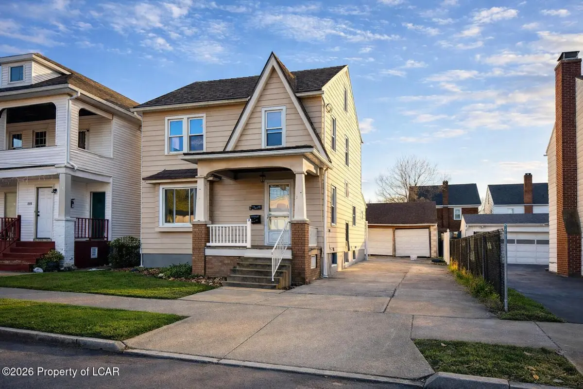 124 New Alexander Street, Wilkes-Barre in Wilkes-Barre