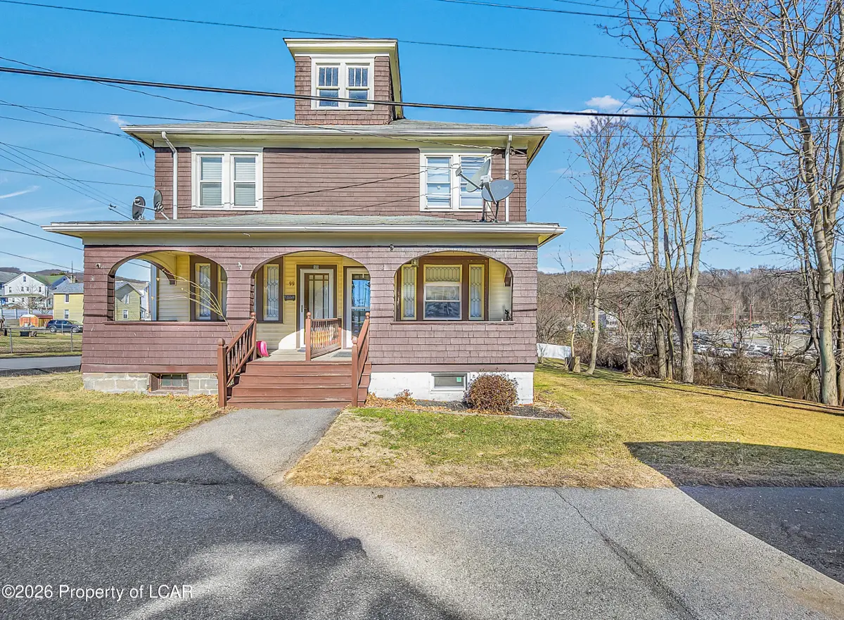 101 E 1st Street, Larksville in Larksville